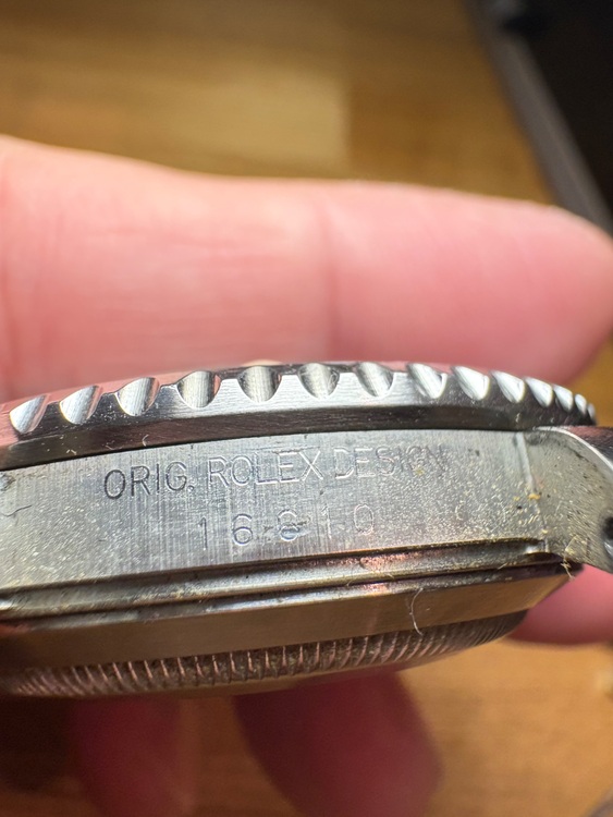 ロレックス サブマリーナー 1661（高級時計）の商品画像 - 査定依頼日：2025年11月27日 - 最高査定価格：1,360,000円