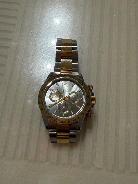 ロレックス デイトナ （高級時計）の商品画像 - 査定依頼日：2026年1月30日 - 最高査定価格：2,850,000円