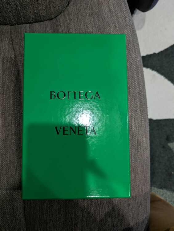 ボッテガ・ヴェネタ  （ブランドバッグ）の商品画像 - 査定依頼日：2025年6月14日 - 最高査定価格：35,000円