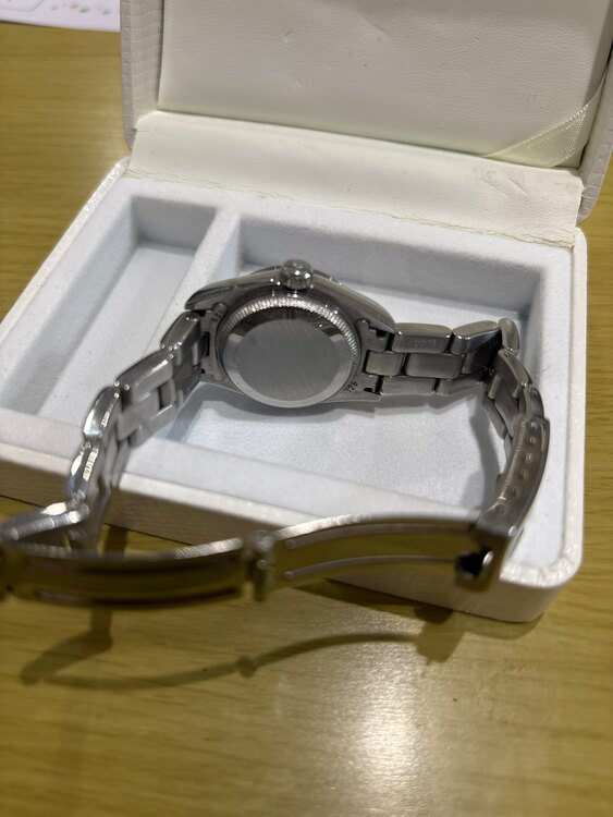 ロレックス パーペチュアル （高級時計）の商品画像 - 査定依頼日：2025年5月14日 - 最高査定価格：400,000円