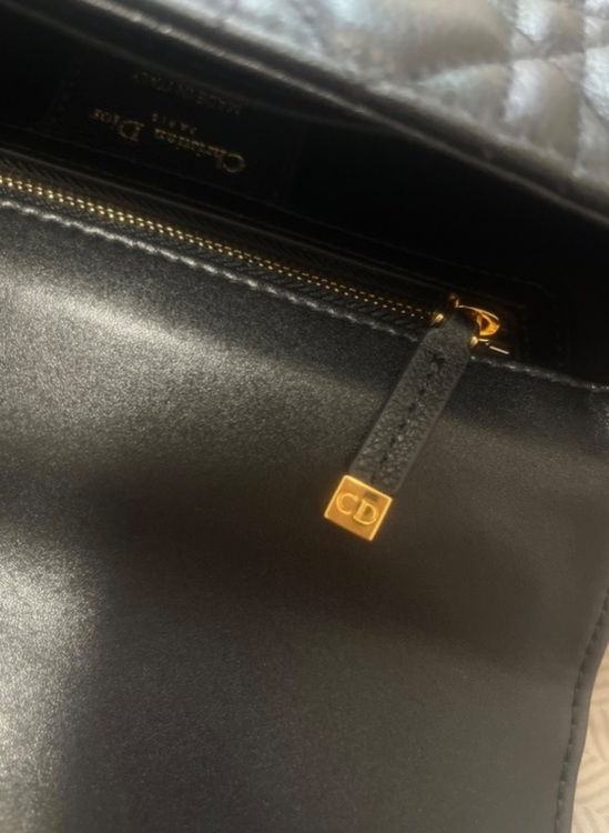 ショルダーバッグ（ブランドバッグ）の商品画像 - 査定依頼日：2025年11月5日 - 最高査定価格：200,000円