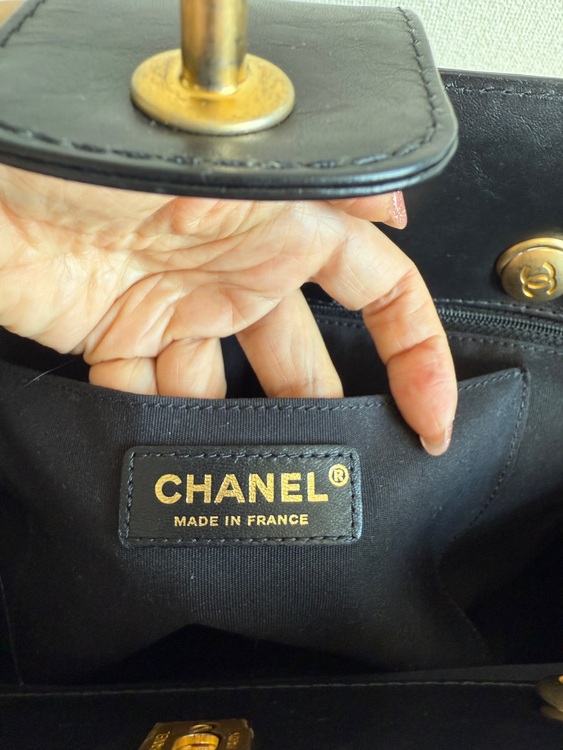 キルティングトートバッグ（ブランドバッグ）の商品画像 - 査定依頼日：2025年7月29日 - 最高査定価格：240,000円