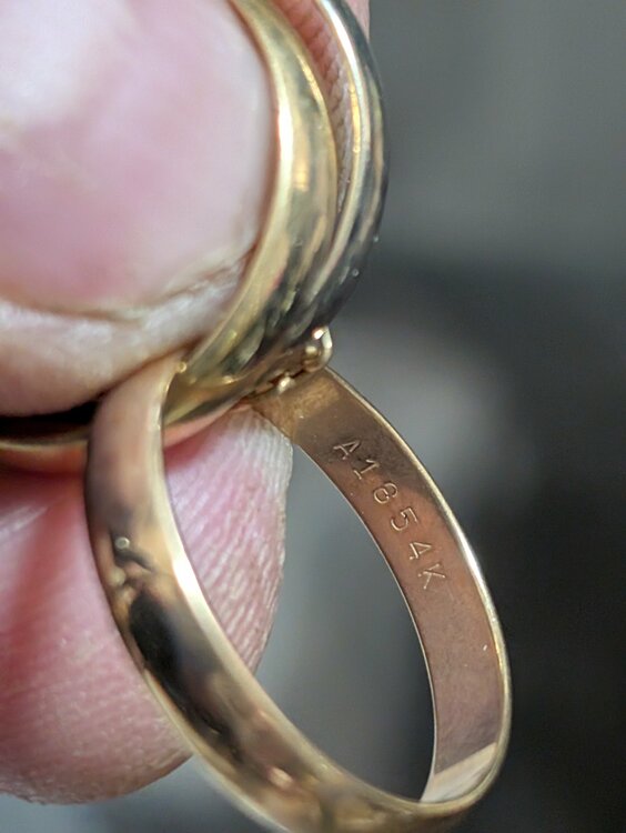 カルティエトリニティリングA1854K（金・貴金属）の商品画像 - 査定依頼日：2026年1月25日 - 最高査定価格：140,000円