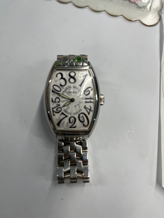 フランクミュラー その他 585（高級時計）の商品画像 - 査定依頼日：2025年6月9日 - 最高査定価格：500,000円