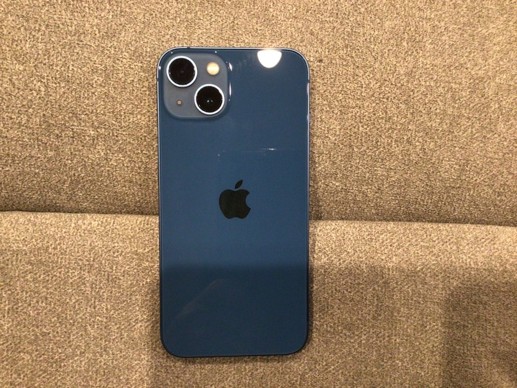 iPhone13  256GB  ブルー（スマホ）の商品画像 - 査定依頼日：2026年2月5日 - 最高査定価格：39,000円