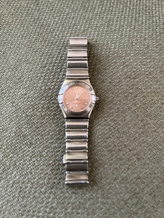 オメガ コンステーション （高級時計）の商品画像 - 査定依頼日：2025年3月7日 - 最高査定価格：100,000円