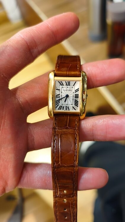 カルティエ タンク w5310０２７（高級時計）の商品画像 - 査定依頼日：2026年2月14日 - 最高査定価格：700,000円