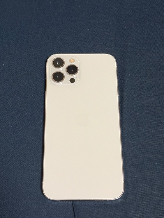 iPhone 12 Pro Max 128GB Softbank（スマホ）の商品画像 - 査定依頼日：2026年3月11日 - 最高査定価格：41,000円