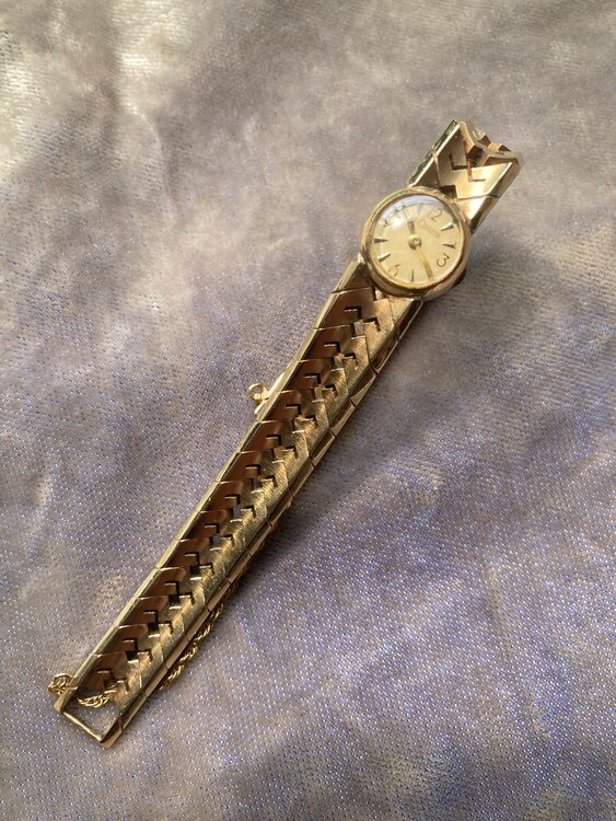 ジャガー・ルクル その他 （高級時計）の商品画像 - 査定依頼日：2025年4月5日 - 最高査定価格：200,000円