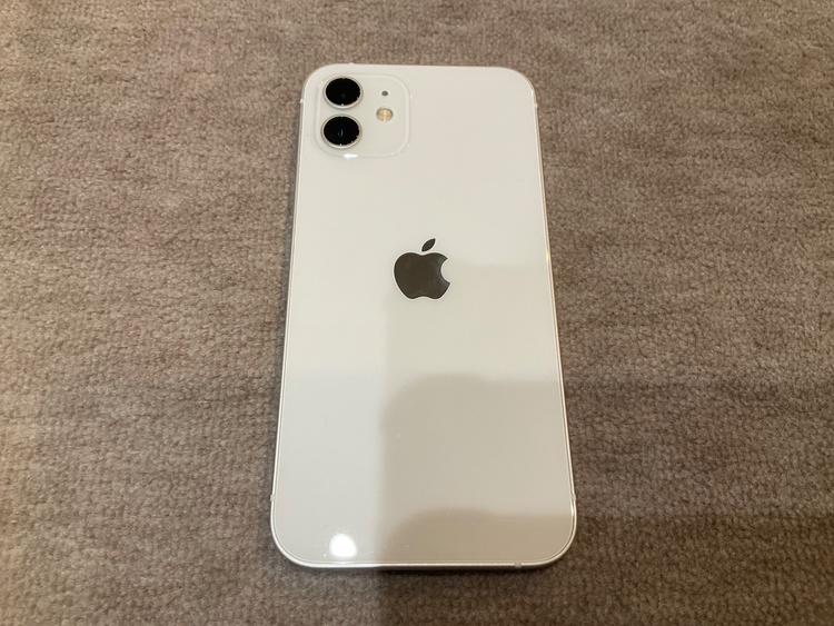 iPhone iPhone 12 64GB Softbank（スマホ）の商品画像 - 査定依頼日：2026年9月23日 - 最高査定価格：23,000円