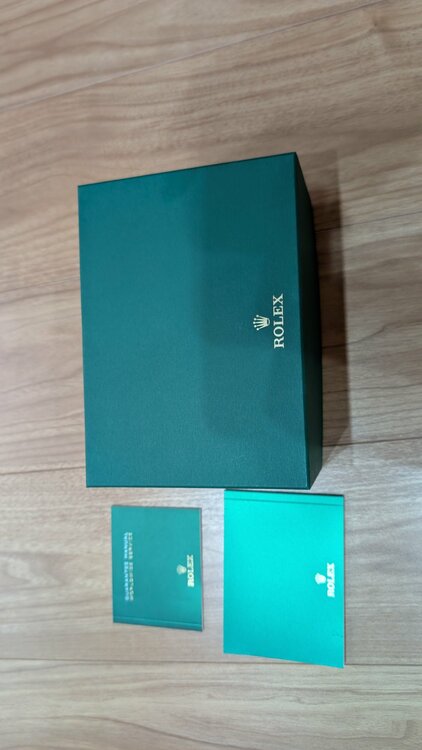 ロレックス GMTマスター （高級時計）の商品画像 - 査定依頼日：2026年1月20日 - 最高査定価格：3,500,000円