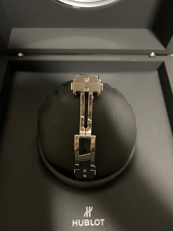 クラシック フュージョン チタニウム オパリン（高級時計）の商品画像 - 査定依頼日：2025年9月23日 - 最高査定価格：480,000円