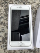 I pohon6s（スマホ）の商品画像 - 査定依頼日：2021年9月1日 - 最高査定価格：2,000円