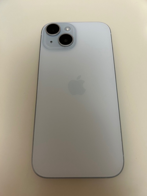 iPhone iPhone 15 128GB 楽天モバイル（スマホ）の商品画像 - 査定依頼日：2026年9月12日 - 最高査定価格：66,000円