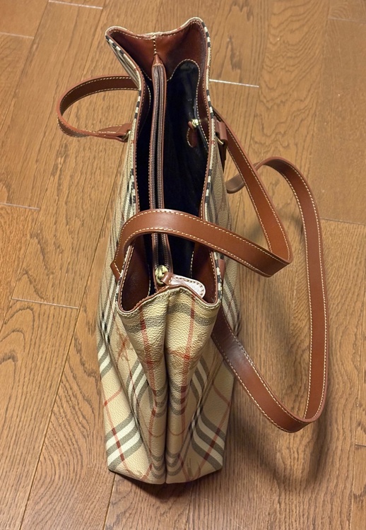 その他 バーバリー（ブランドバッグ）の商品画像 - 査定依頼日：2026年6月23日 - 最高査定価格：30,000円