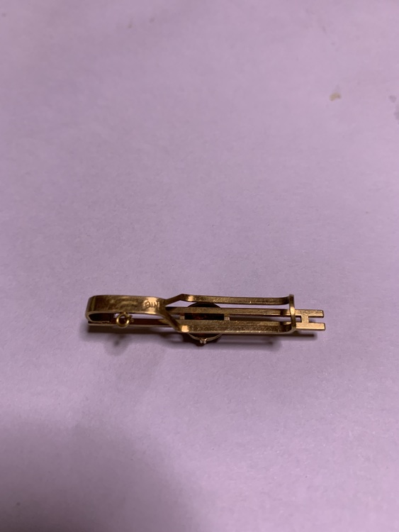 石付きネクタイピン（金・貴金属）の商品画像 - 査定依頼日：2022年4月6日 - 最高査定価格：20,000円