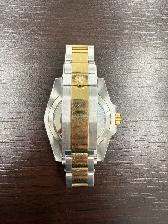 ロレックス サブマリーナー 116613LB（高級時計）の商品画像 - 査定依頼日：2025年2月20日 - 最高査定価格：1,850,000円