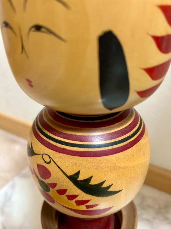 こけし（美術品・骨董品）の商品画像 - 査定依頼日：2025年11月6日 - 最高査定価格：100,000円