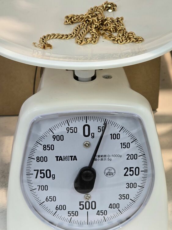 K18  2面シングル　中留　50cm　50g（金・貴金属）の商品画像 - 査定依頼日：2025年9月13日 - 最高査定価格：715,000円