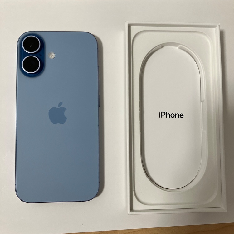 iPhone iPhone 17 256GB SIMフリー（スマホ）の商品画像 - 査定依頼日：2026年8月8日 - 最高査定価格：110,000円