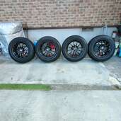 サマータイヤアルミホイルール４本セット（カー用品）の商品画像 - 査定依頼日：2024年12月15日 - 最高査定価格：1,000円