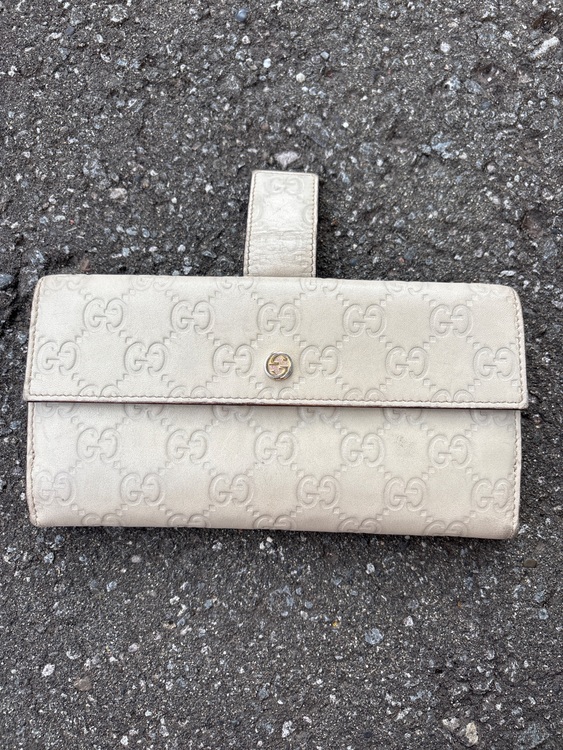 グッチ  （ブランドバッグ）の商品画像 - 査定依頼日：2025年9月29日 - 最高査定価格：10,000円