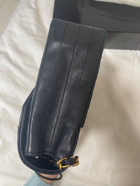 ヴィンテージダイアナフラップバッグ？（ブランドバッグ）の商品画像 - 査定依頼日：2025年12月1日 - 最高査定価格：450,000円