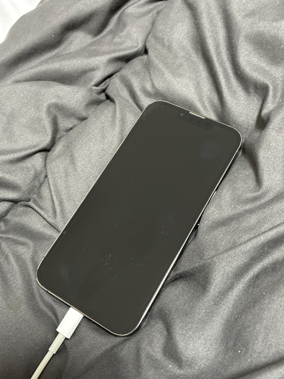 iPhone16pro（スマホ）の商品画像 - 査定依頼日：2026年4月7日 - 最高査定価格：53,000円