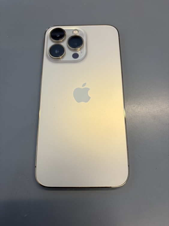 iPhone13pro（スマホ）の商品画像 - 査定依頼日：2026年5月14日 - 最高査定価格：38,000円