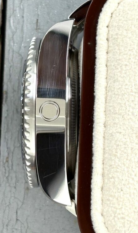 ロレックス シードゥエラー （高級時計）の商品画像 - 査定依頼日：2025年7月18日 - 最高査定価格：1,920,000円