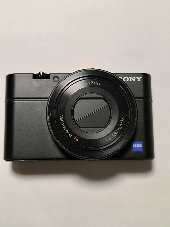 cybershot（カメラ）の商品画像 - 査定依頼日：2025年9月22日 - 最高査定価格：25,000円