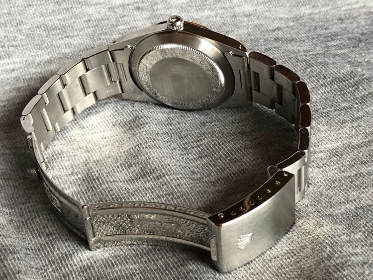 ロレックス ミルガウス ref.101（高級時計）の商品画像 - 査定依頼日：2025年6月8日 - 最高査定価格：4,000,000円