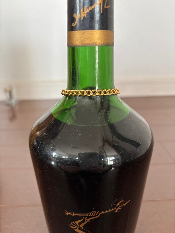 ブランデー ヘネシー （お酒）の商品画像 - 査定依頼日：2025年1月31日 - 最高査定価格：6,000円