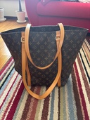 ルイヴィトン モノグラム （ブランドバッグ）の商品画像 - 査定依頼日：2026年2月20日 - 最高査定価格：75,000円