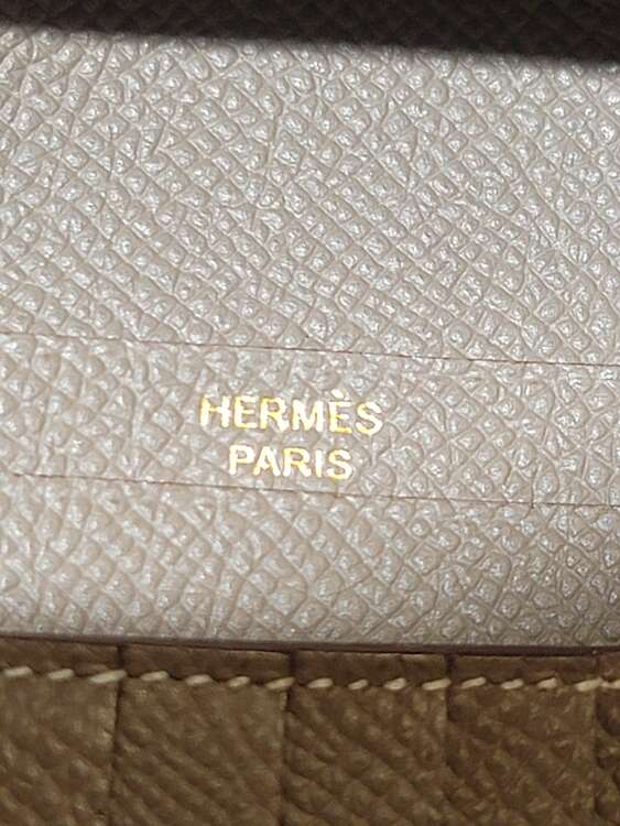 べアンコンパクト（ブランド財布・小物）の商品画像 - 査定依頼日：2025年5月4日 - 最高査定価格：130,000円