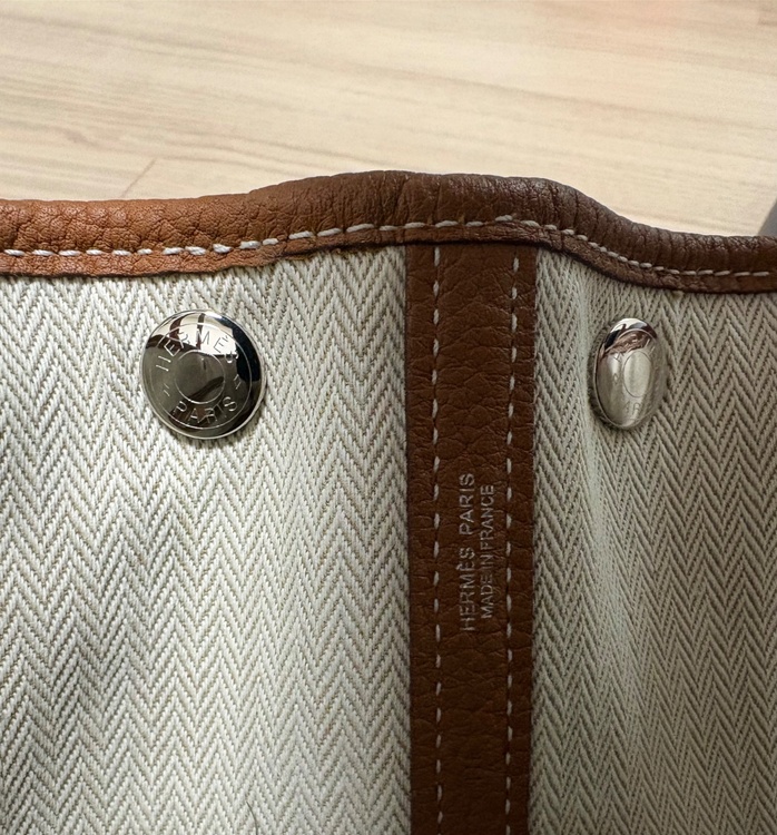 エルメス　ガーデンパーティTPM ゴールド　ネゴンダ　シルバー金具（ブランドバッグ）の商品画像 - 査定依頼日：2026年9月19日 - 最高査定価格：400,000円