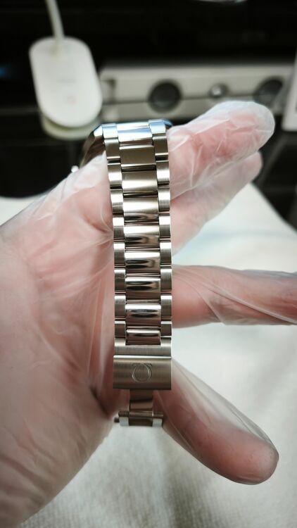 オメガ シーマスター 231.10.43.22.03.001（高級時計）の商品画像 - 査定依頼日：2025年10月11日 - 最高査定価格：550,000円