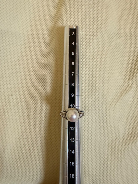 pt900 ダイヤ　パール　11号　5.8g（金・貴金属）の商品画像 - 査定依頼日：2026年4月12日 - 最高査定価格：90,000円