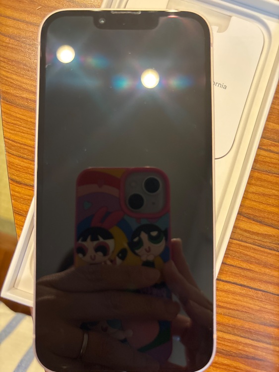 iPhone 13 128GB 楽天モバイル（スマホ）の商品画像 - 査定依頼日：2025年8月10日 - 最高査定価格：30,000円