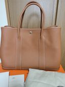 ガーデンパーティ　M M（ブランドバッグ）の商品画像 - 査定依頼日：2025年10月19日 - 最高査定価格：400,000円