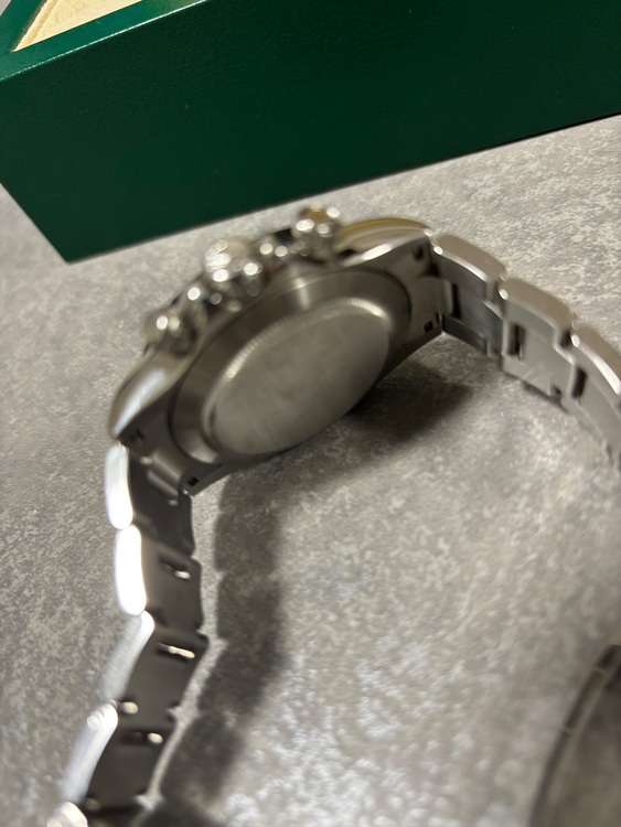 ロレックス デイトナ （高級時計）の商品画像 - 査定依頼日：2025年10月18日 - 最高査定価格：3,900,000円