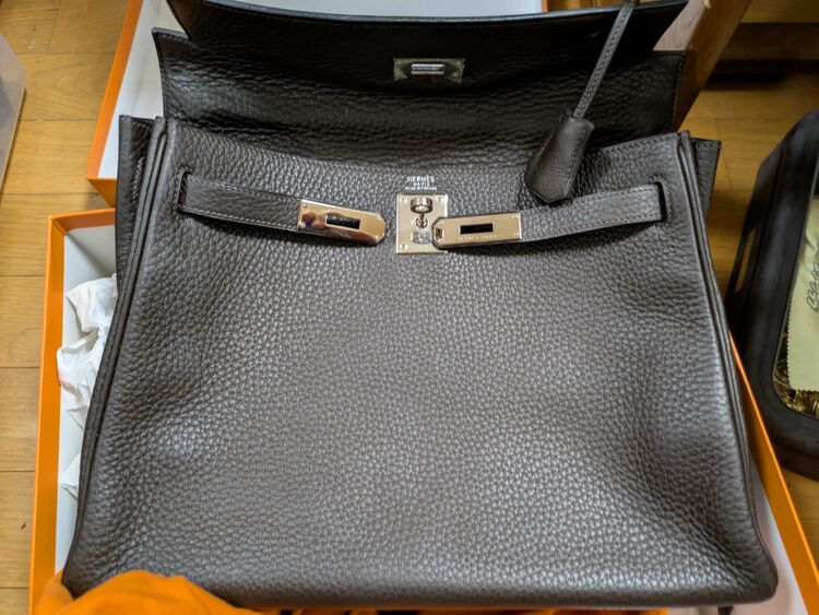 エルメス ケリー （ブランドバッグ）の商品画像 - 査定依頼日：2025年8月25日 - 最高査定価格：1,800,000円