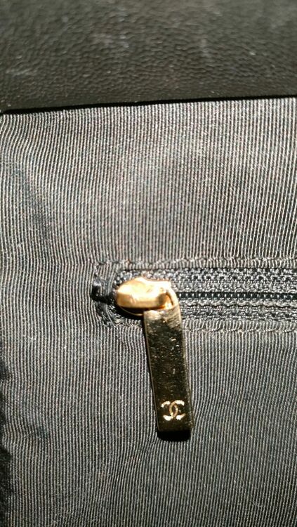 シャネル　ラムスキン　チョコバー　トートバッグ（ブランドバッグ）の商品画像 - 査定依頼日：2025年9月10日 - 最高査定価格：100,000円