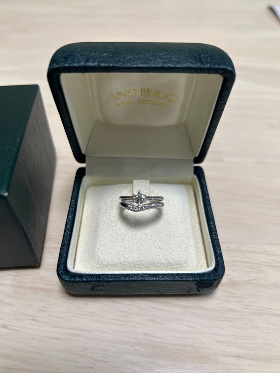 安心堂　結婚指輪（宝石）の商品画像 - 査定依頼日：2025年11月28日 - 最高査定価格：100,000円