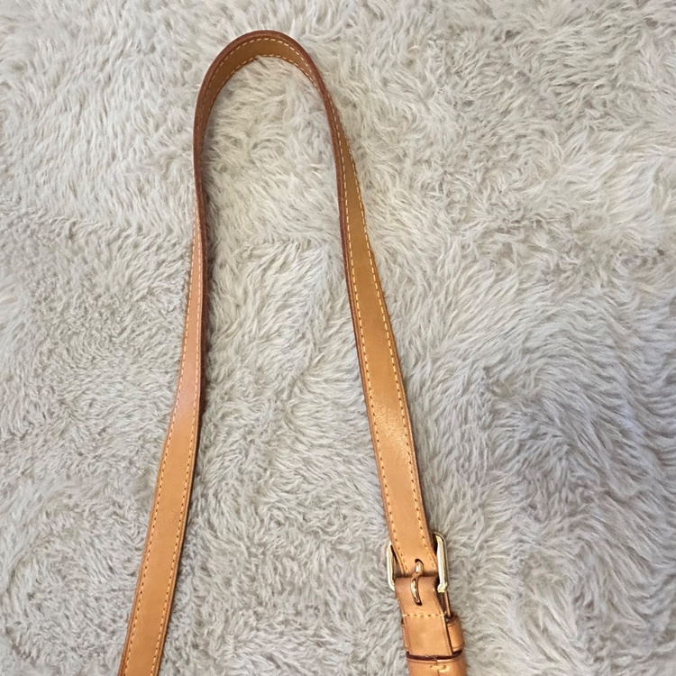 ショルダーバック（ブランドバッグ）の商品画像 - 査定依頼日：2025年12月28日 - 最高査定価格：80,000円