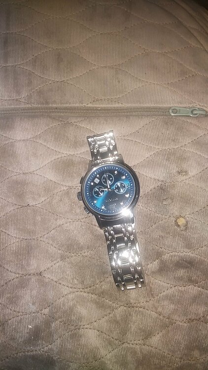 ノーマル腕時計、メッキ指輪ネックレス（金・貴金属）の商品画像 - 査定依頼日：2026年3月20日 - 最高査定価格：1,000円