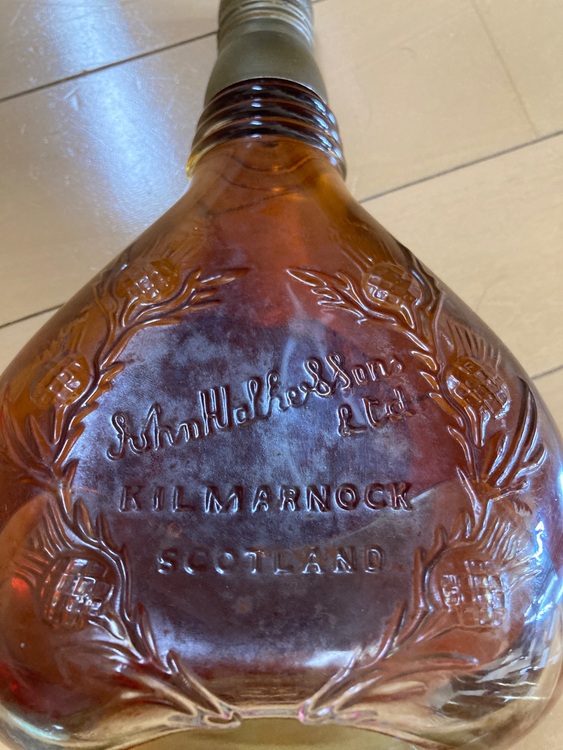 ジョニーウォーカー（お酒）の商品画像 - 査定依頼日：2025年8月29日 - 最高査定価格：800円