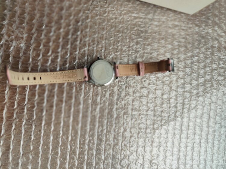 FURLA 腕時計（高級時計）の商品画像 - 査定依頼日：2026年4月11日 - 最高査定価格：2,000円