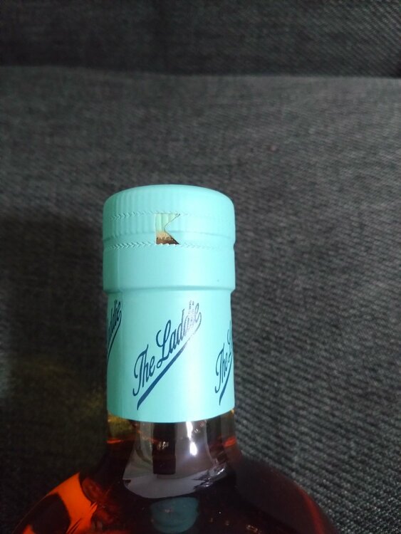 ブルイックラディ 15年（お酒）の商品画像 - 査定依頼日：2026年3月6日 - 最高査定価格：12,000円