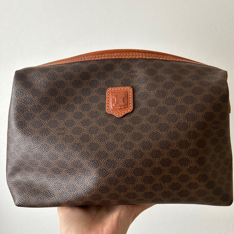 セリーヌ  （ブランドバッグ）の商品画像 - 査定依頼日：2026年4月15日 - 最高査定価格：20,000円